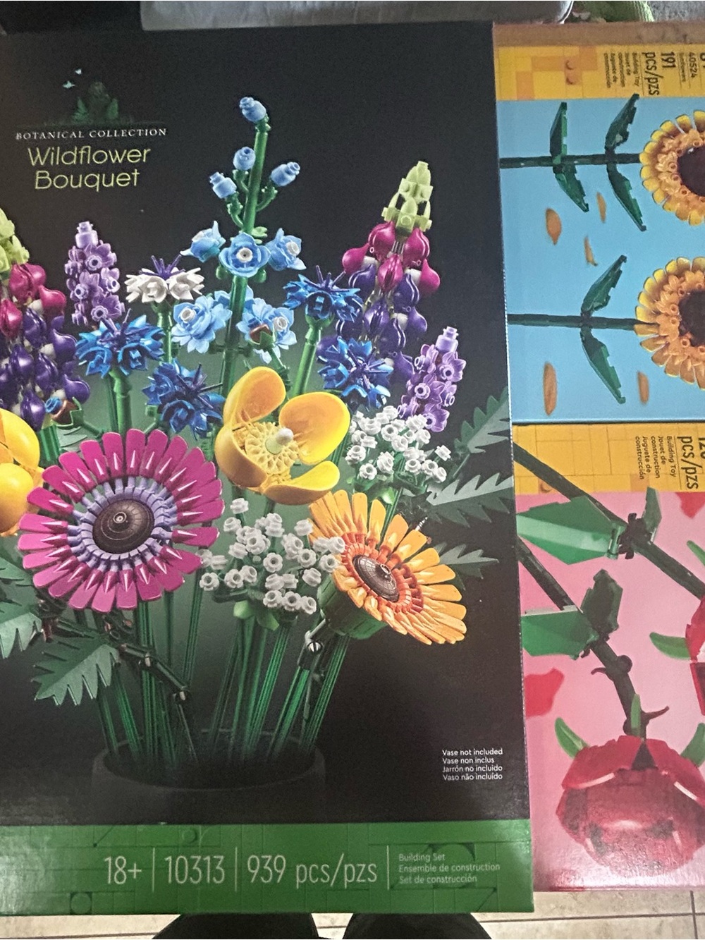 Botanical Collection Wildflower Bouquet Floral Building Set - Multicolor